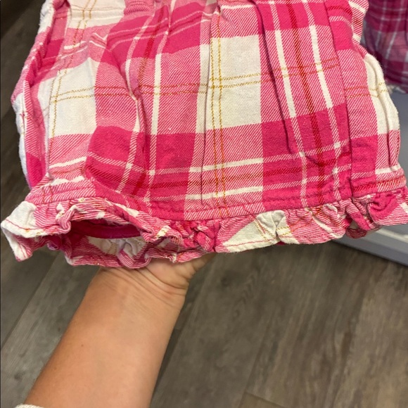 PINK Victoria's Secret Pink, white, and gold Plaid pajama Pants - Picture 5 of 9